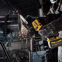 akumuliatorinis slifuoklius - Akumuliatorinis kampinis šlifuoklis 54V (be akumuliatoriaus ir įkroviklio) 180mm DCG440N-XJ DEWALT - 4 nuotrauka