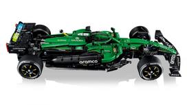 lego konstruktoris - LEGO Technic F1 bolidas Aston Martin Aramco AMR25 42240 - 17 nuotrauka