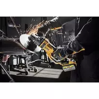 akumuliatorinis slifuoklius - DCG460NK DeWALT FLEXVOLT 54V kampinis šlifuoklis 230mm - 2 nuotrauka