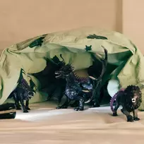 shadow figurele - Žaislinė figūrėlė Schleich Shadow Wolf 42554, 14.5 cm, juoda/violetinė - 3 nuotrauka