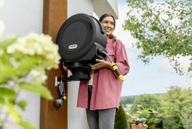 automatinis laistymas - Kärcher HBX 5.30 Automatinė žarnos ritė 30 m Juoda (Black) - 4 nuotrauka
