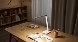 baltas stalas darbui - Xiaomi Desk Lamp Lite EU, 7.5W, Balta (White) - 3 nuotrauka