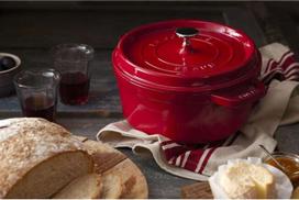 ketaus puodai 3 - Staub Apvalus ketaus puodas 24 cm, Vyšnių Raudona (Cherry) - 6 nuotrauka