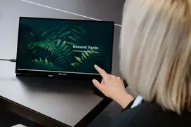 monitorius fullhd - VERBATIM PMT-15 Portable Touchscreen | 49592 - 4 nuotrauka