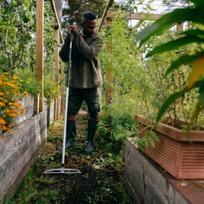 greblys - Grėblys Fiskars Xact Soil 1027039, su kotu - 3 nuotrauka