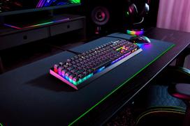 klaviatura zaidimams - Razer BlackWidow V4 X Yellow Switch US - 3 nuotrauka