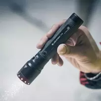 21700 - Ledlenser P7R Juodas (Black) rankinis žibintuvėlis LED - 3 nuotrauka