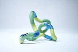 rusu zaisliukai - Tangle 104FT klasikinis stresą mažinantis žaislas - 6 nuotrauka