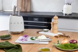 dalys - SMEG peilių rinkinys su stovu KBSF02WH, 7 dalys - 2 nuotrauka