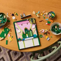 wicked lego - LEGO Wicked Emerald City kabinamas meno kūrinys 75685 - 3 nuotrauka