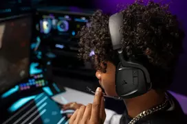 2 ww - Corsair Void Wireless V2 Carbon (Juodas) - 5 nuotrauka