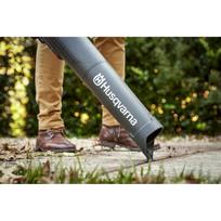 lapu pustuvas - Husqvarna 230iB - 3 nuotrauka