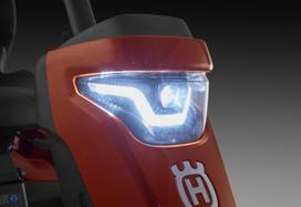 vejos traktorei - Husqvarna Raider R316TSX AWD - 4 nuotrauka
