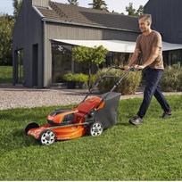 akumuliatorine zoliapjove husqvarna - HUSQVARNA LC 142i - 2 nuotrauka
