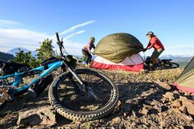 tentas palapine - MSR Hubba Hubba Bikepack 2 asmenų trekingo palapinė, Žalia (Green), Raudona (Red), Balta (White) - 2 nuotrauka