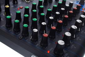 garso pultas - YAMAHA MG10XU - 4 nuotrauka
