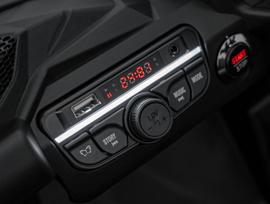 can can - Vaikiškas elektrinis keturratis Ramiz Can-Am Maverick, juodas (Black) - 5 nuotrauka