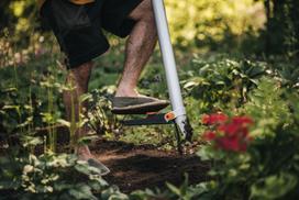 fiskars greblys - Sodintuvas Fiskars Xact (1057077) - 4 nuotrauka