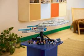 lego icons - LEGO Icons Star Trek: U.S.S. Enterprise NCC-1701-D 10356 - 6 nuotrauka