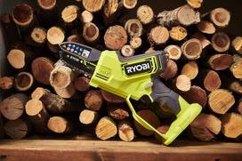 akumuliatorinis grandininis pjuklas -  RYOBI ONE+ RY18PSX10A-120, 18 V, 2,0 Ah, 10 cm - 3 nuotrauka
