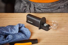 fiskars peiliu - Fiskars Roll-Sharp - 3 nuotrauka