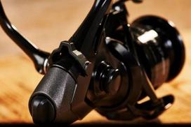 xp rites - Ritė Okuma Dynadrag XP Baitfeeder 7000 - 3 nuotrauka