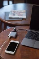 adapteriai vga - Kanex USB-C VGA Adapter with Pass Thru Charging - 3 nuotrauka