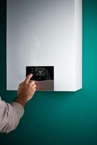 dujinis kondensacinis katilas - Dujinis kondensacinis katilas Vaillant ecoTEC plus VU 15CS/1-5 (N-INT3), šild. galia 14,8kW, galia V.Š. 20 kW - 3 nuotrauka