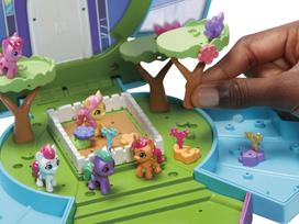 my little pony figureliu rinkinys - Hasbro My Little Pony rinkinys Crystal Brighthouse, F38755L0 - 7 nuotrauka