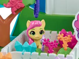 my little pony figureliu rinkinys - Hasbro My Little Pony rinkinys Crystal Brighthouse, F38755L0 - 8 nuotrauka