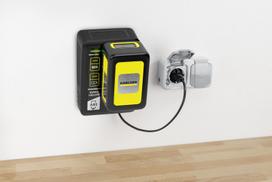 akumuliatoriaus starteris - Akumuliatoriaus ir kroviklio komplektas KARCHER 18V, 5Ah - 2 nuotrauka