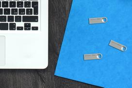 usb atmintukai 32gb - Goodram UNO3 32GB Sidabrinė (Silver) - 4 nuotrauka