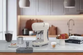 smeg kavis - SMEG ECF02CREU - 3 nuotrauka