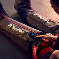 jetboots - Kompresinis masažuoklis Therabody JetBoots Pro Plus S, juoda - 7 nuotrauka