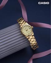 auksini laikrodziai - CASIO LTP-V002D-1AUDF Moteriškas Laikrodis Auksinis (Gold) - 3 nuotrauka