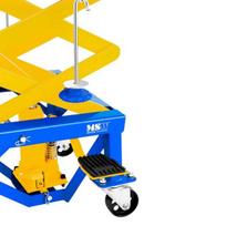 platforma ant ratuku - Mobilus motociklų keltuvas su platforma ant ratukų, 135 kg, mėlyna/geltona - 6 nuotrauka