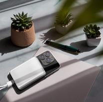 magnetinis power bank - Wozinsky WRW349YWS, 10000mAh, Magnetic Power Bank, balta - 6 nuotrauka