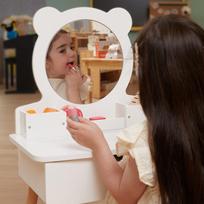 kosmetinis staliukas - Viga Toys Didelis Medinis Tualetinis Staliukas Su Veidrodžiu Ir Kėde, Baltas (White) - 6 nuotrauka