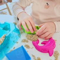 stalai ir staliukai - WOOPIE Kinetinio smėlio rinkinys 0,5 kg Stalas su formelėmis - 4 nuotrauka