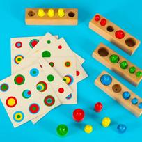 medines kaladeles - MONTESSORI spalvoti mediniai lavinamieji svareliai - 2 nuotrauka
