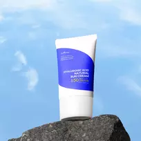 kuno prieziura - Isntree Hyaluronic Acid Natural Sun Cream SPF50+ veido kremas nuo saulės - 50 ml. - 3 nuotrauka