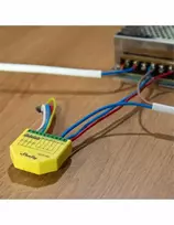 ismanus namas - Shelly Plus RGBW PM LED juostos valdiklis Wi-Fi/Bluetooth - 3 nuotrauka