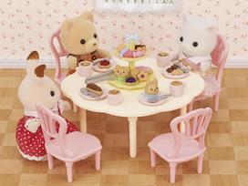 leles - Epoch Sylvanian Families Saldumynų vakarėlio rinkinys 5742 - 4 nuotrauka