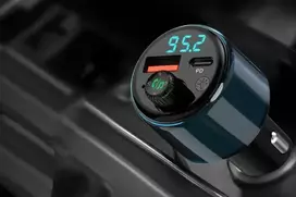 fm moduliatorius - Navitel BHF05 MAX Juodas (Black) - 4 nuotrauka