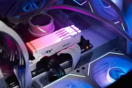 kingston fury beast 6000 cl30 - Kingston Fury Beast RGB, DDR5, 16GB (1x16GB) 6000MHz CL30 Baltas (White) - 3 nuotrauka