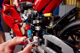 ducati panigale lego - LEGO Technic Ducati Panigale V4 S 42202 - 3 nuotrauka