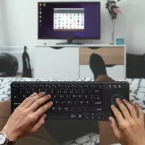 klaviatura touchpad - LogiLink Wireless Keyboard with Touchpad, Juodas (Black) - 3 nuotrauka