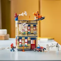 lego apartment - LEGO Marvel Piterio Parkerio butas 76317 - 4 nuotrauka