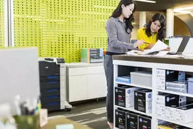 hp laserjet color - HP Color Laserjet CP5525 series Toneris Juodas (13.500 pages) - Atgauk 2% - 2 nuotrauka