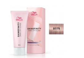 Wella Professionals Shinefinity Zero Lift Glaze Demi-Permanent Geliniai plaukų dažai 60 ml - 07/75 Raspberry Latte
